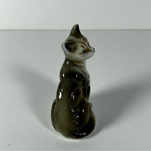 Vintage Miniature Porcelain Cat ABYSSINIAN Figurine Brown & White 3.5” - Picture 2 of 7